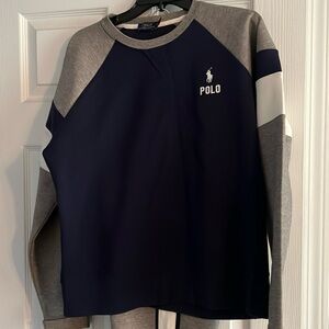 Women’s polo sweatshirt and joggers